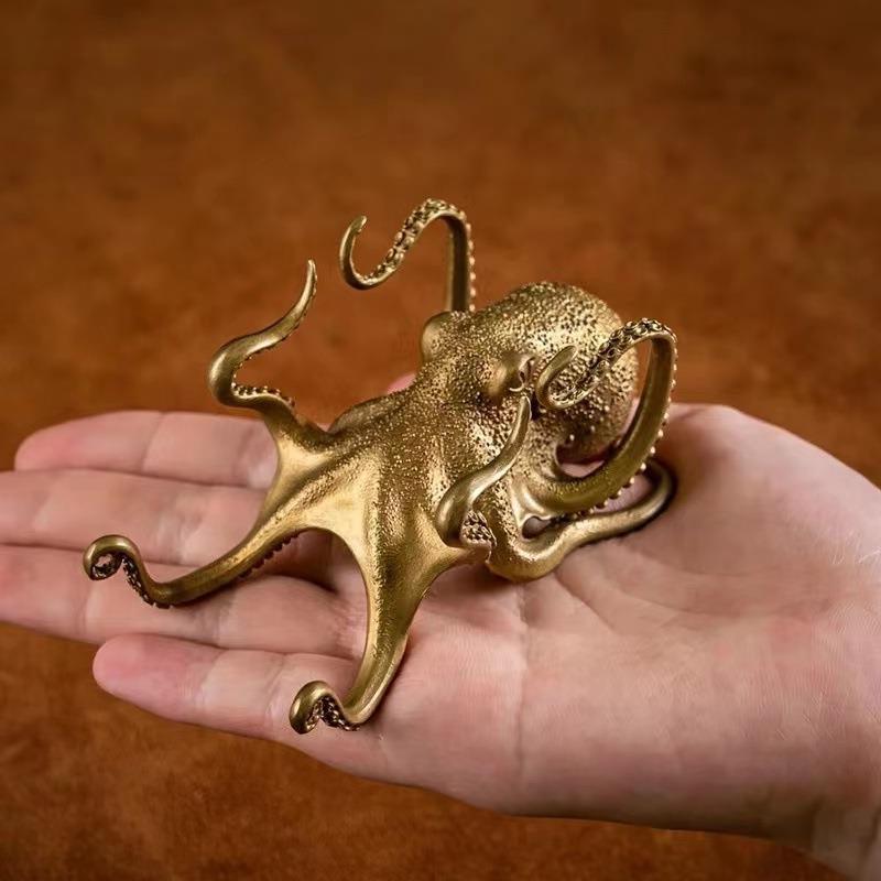 Creative Octopus-shaped Mobile Phone Holder