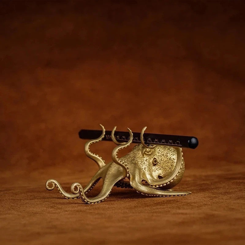 Creative Octopus-shaped Mobile Phone Holder